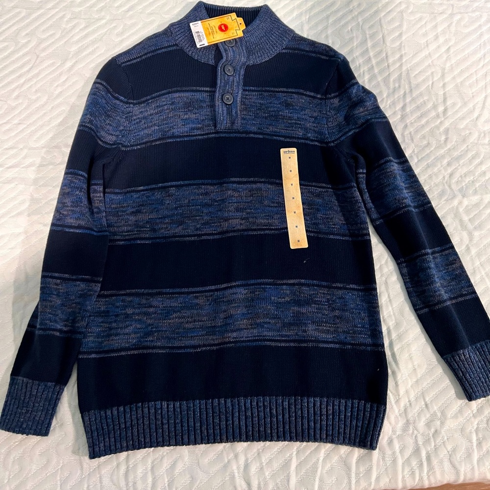 **NWT** Boys Urban Pipeline knit blue sweater